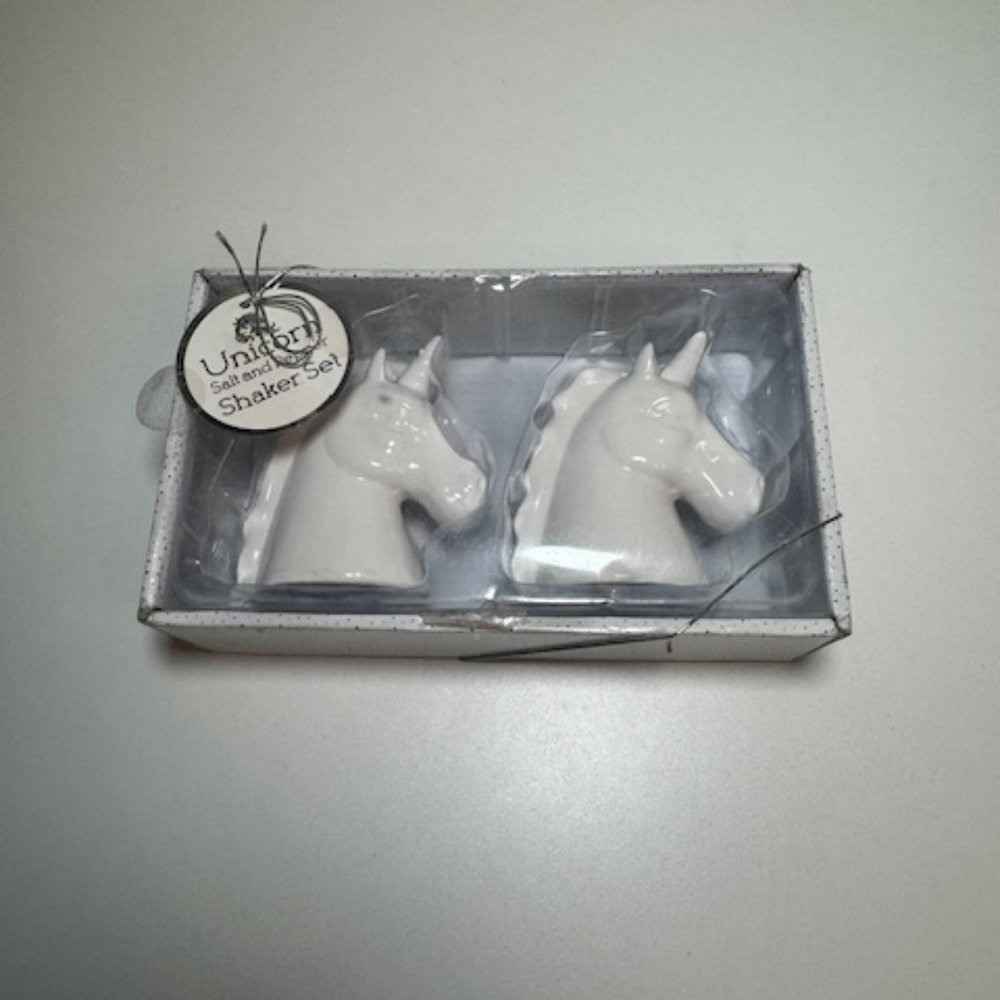 Unicorn: Salt & Pepper Shakers White Shaker set new in package